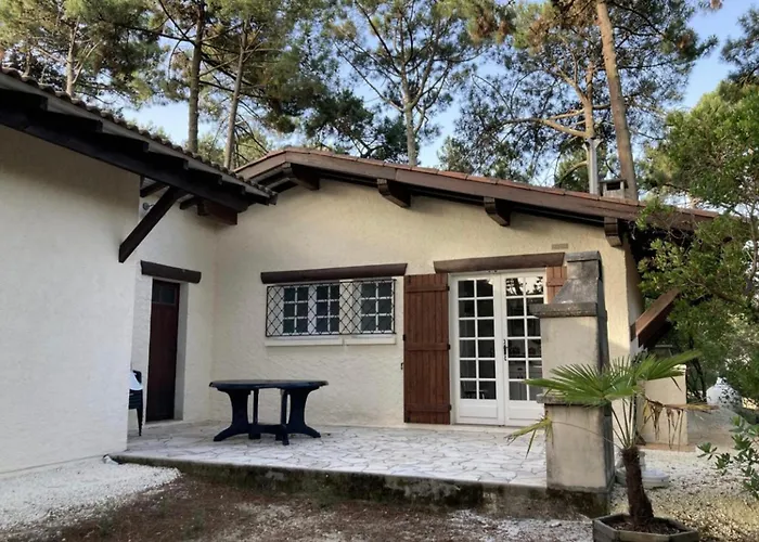 Nyaraló Piraillan Foret - Ref 2064 *